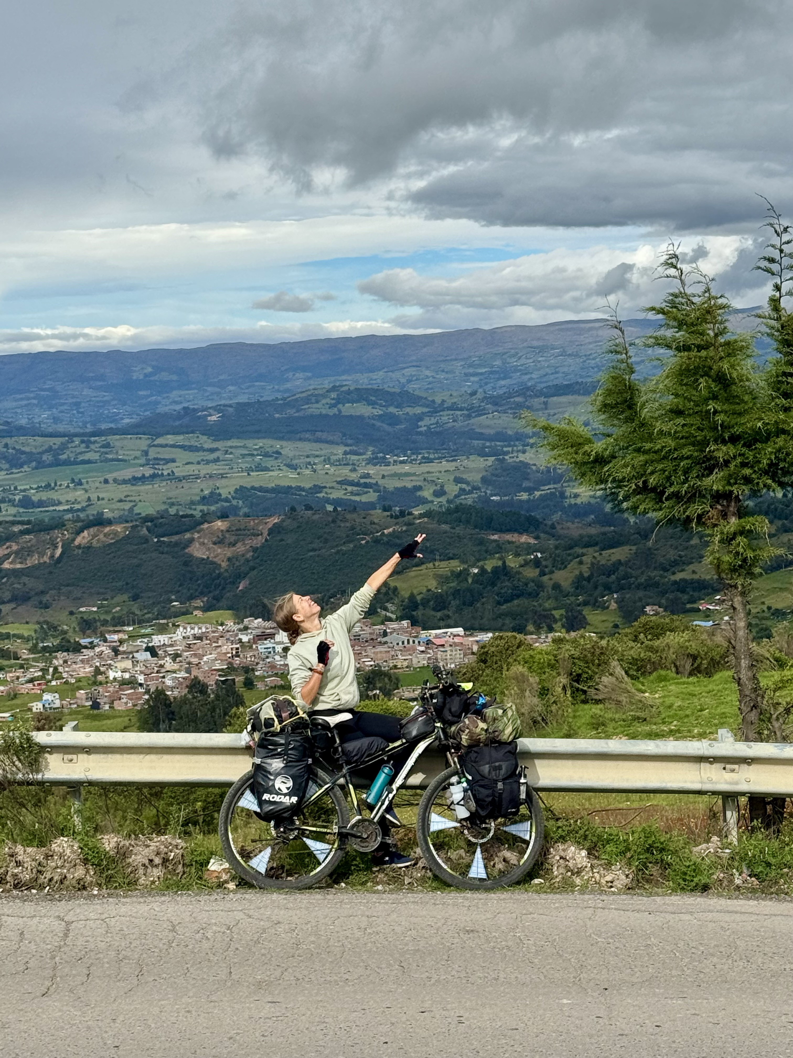 Bikepacking Colombian Andes