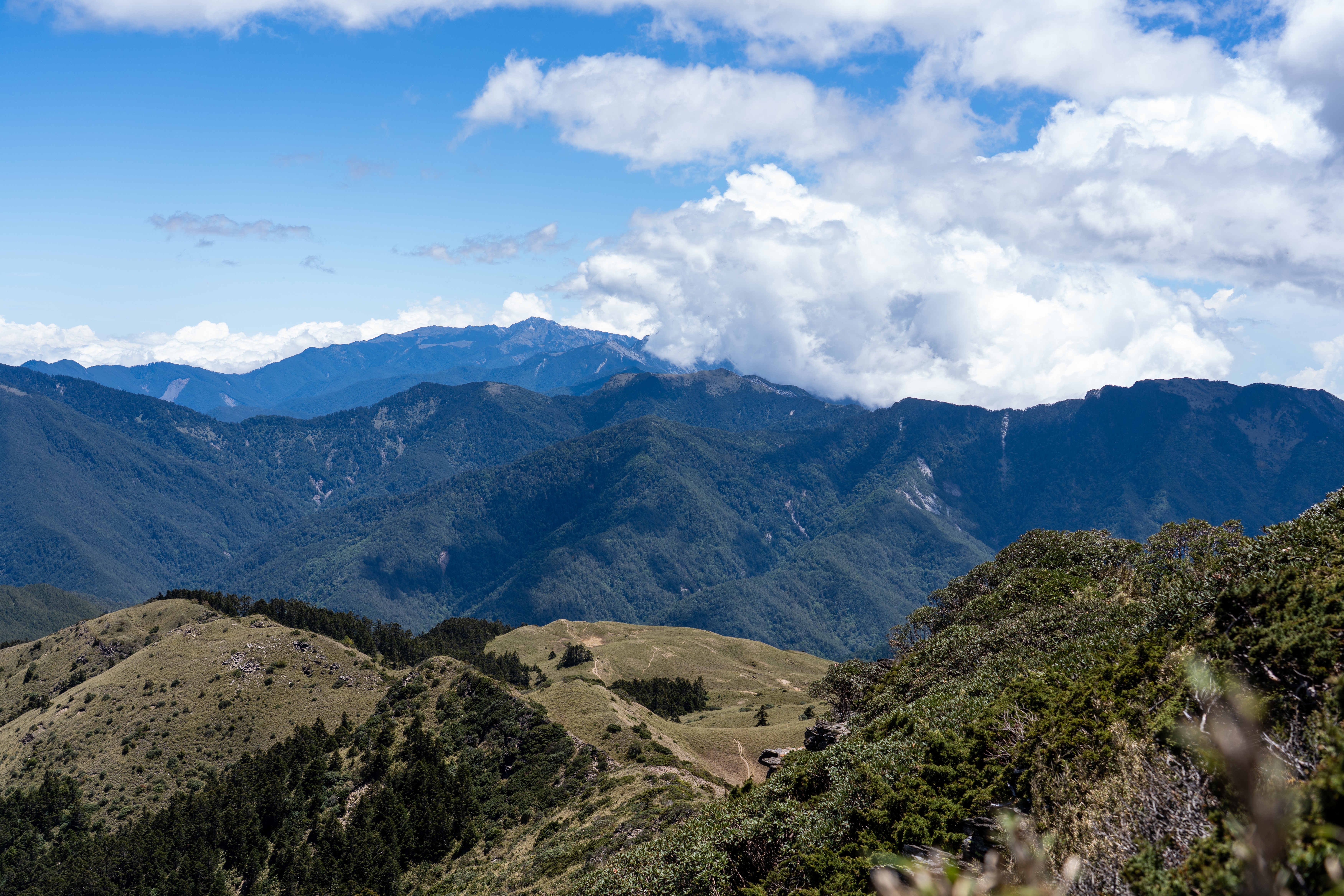 THE ULTIMATE HIKE ABOVE THE CLOUDS – HEHUAN MOUNTAIN, TAIWAN